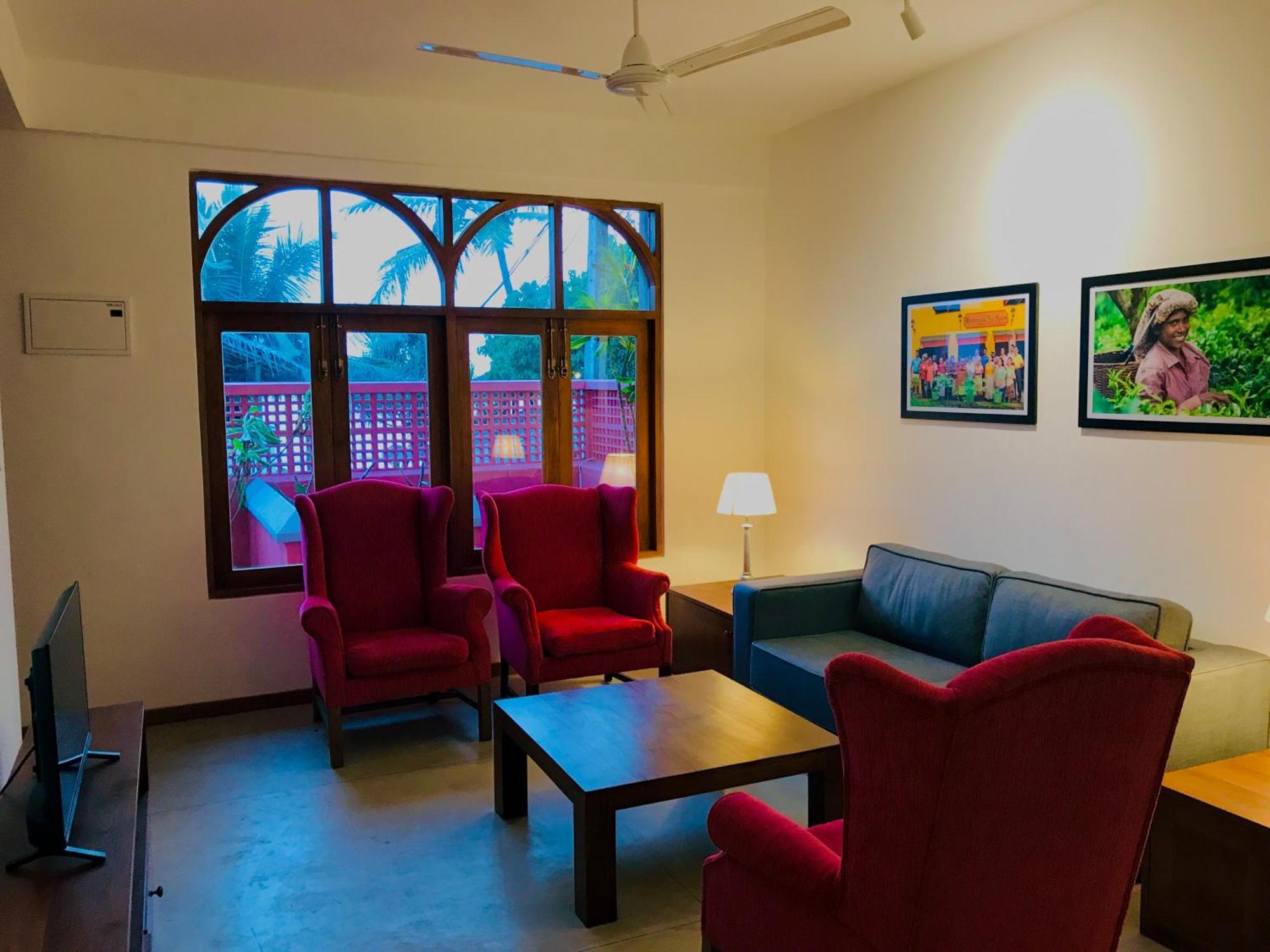 Tea Library Bed & Breakfast Hikkaduwa Luaran gambar